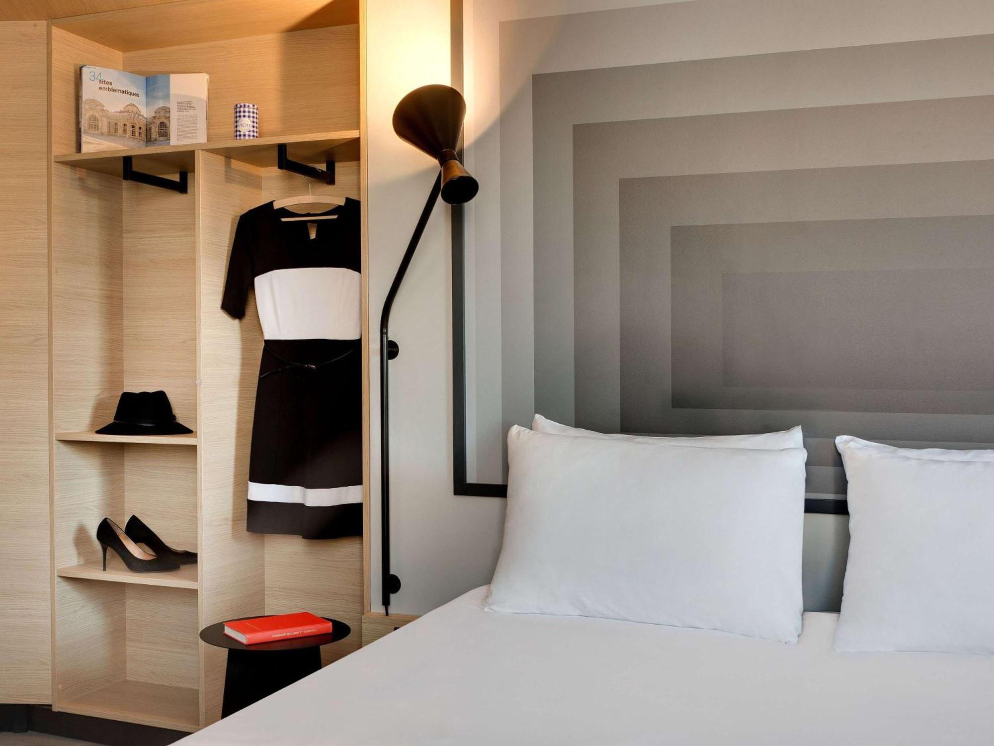 Ibis Vichy Hotel Exterior foto