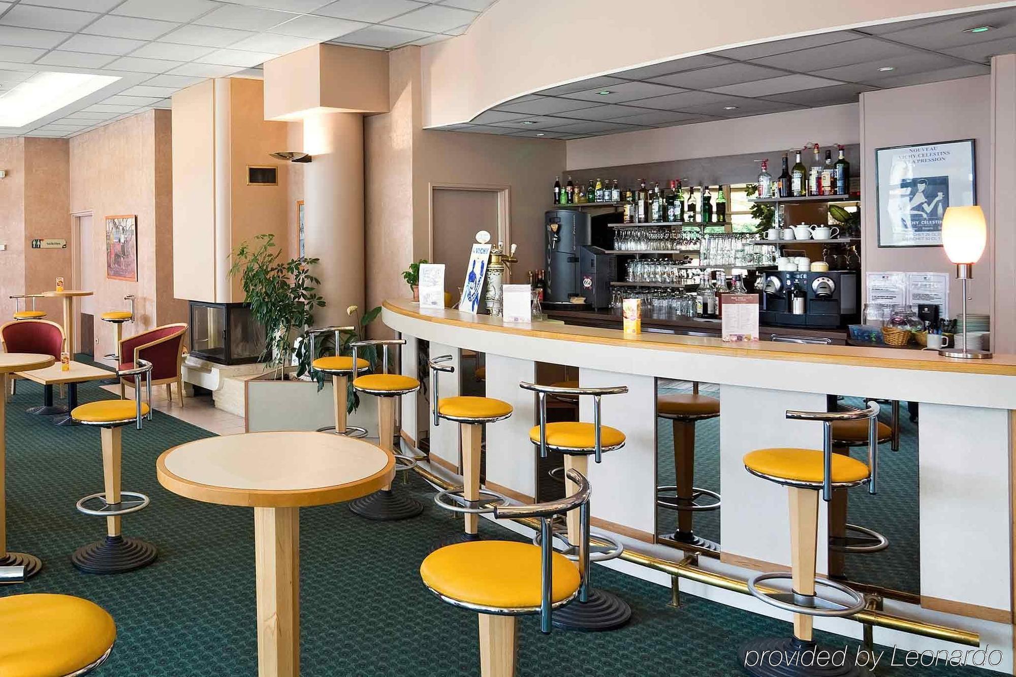 Ibis Vichy Hotel Exterior foto